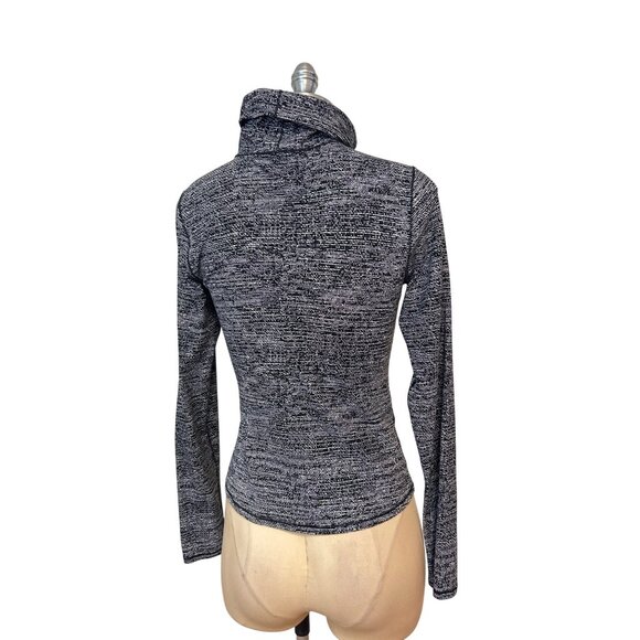 Lululemon Melodic Movement Long Sleeve Twillines White Black 8 - Picture 6 of 7